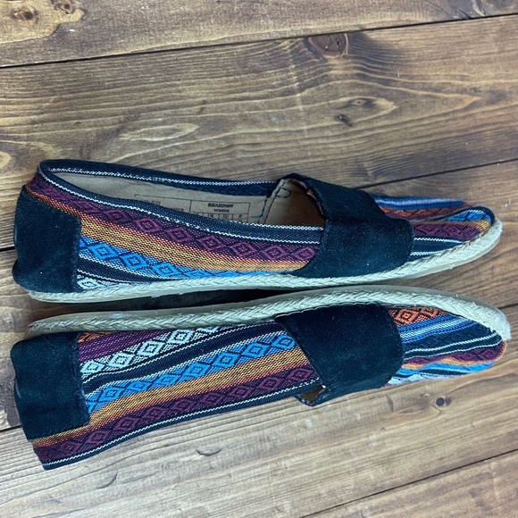 Bear Paw Espadrille style shoes colorful native print Womens size 7 - Picture 10 of 10
